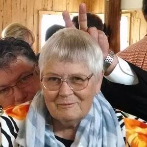 Meet your Posher, Carole